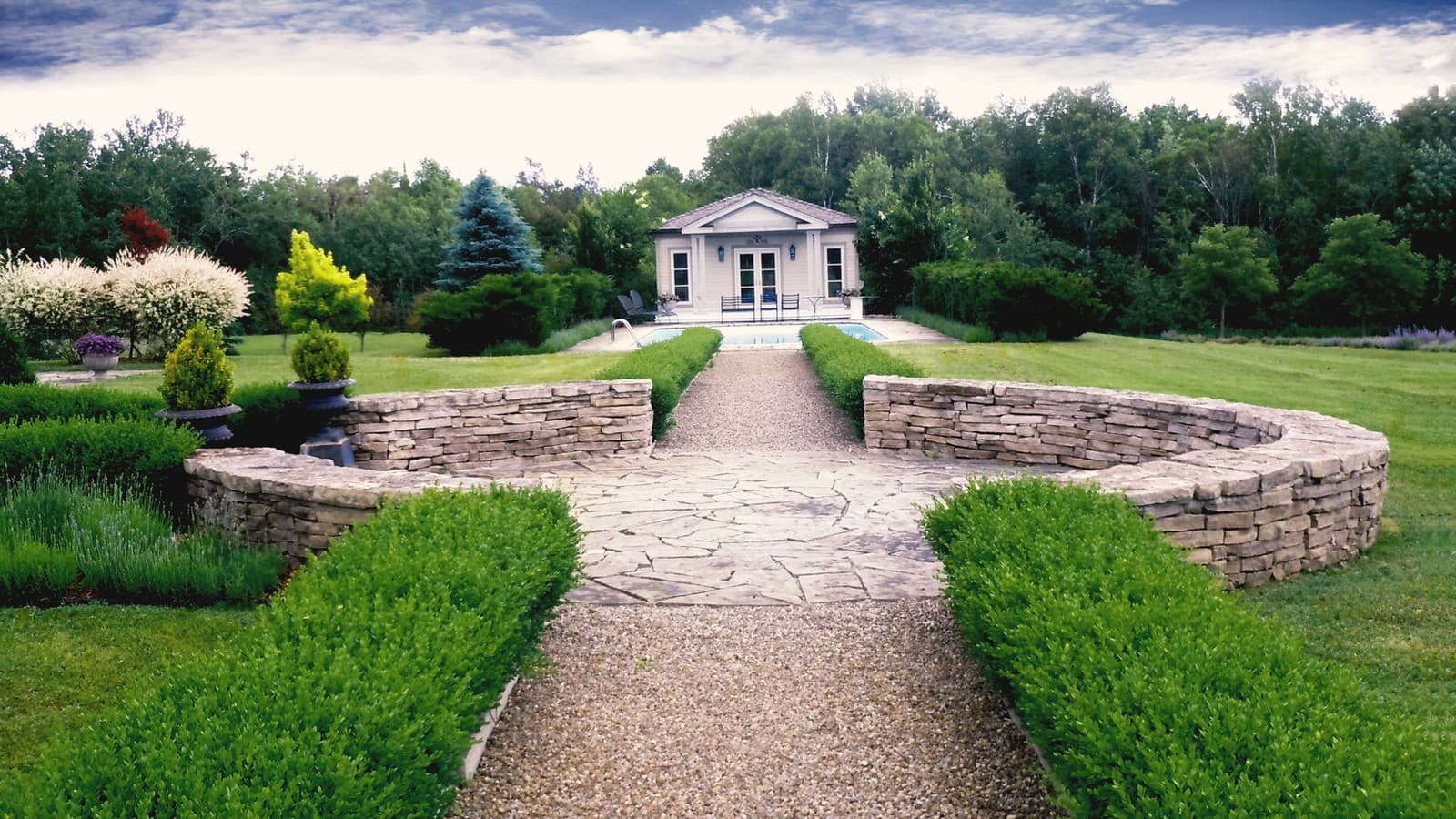 Stellar Landscapes project — natural stone and water feature